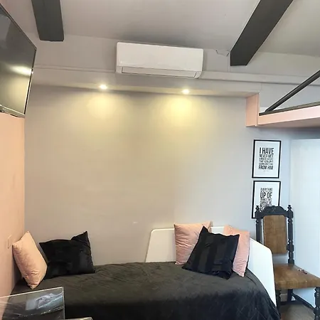 Διαμέρισμα Cernaia 25 *